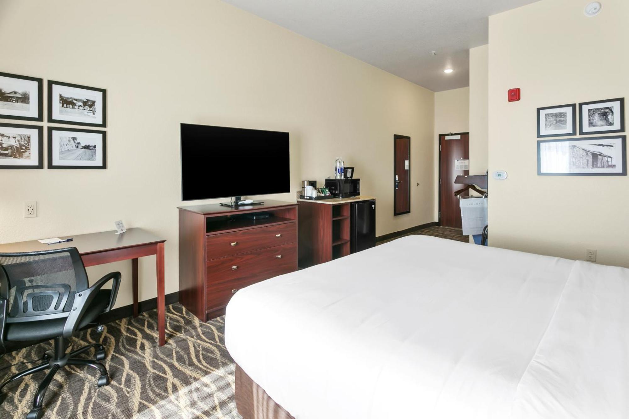 Cobblestone Hotel & Suites - ويكنبورغ المظهر الخارجي الصورة